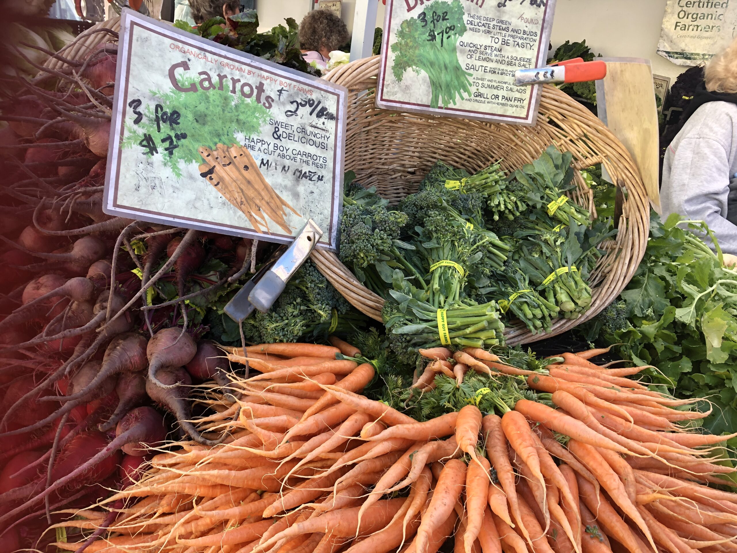 farmers market carrot stand