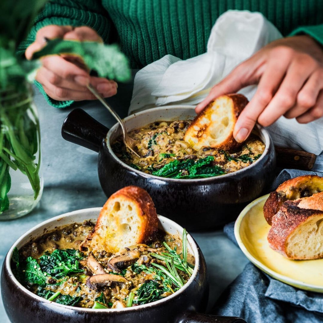 Discover beans—the affordable super-food. Learn benefits + 7 easy recipes for every meal today. 